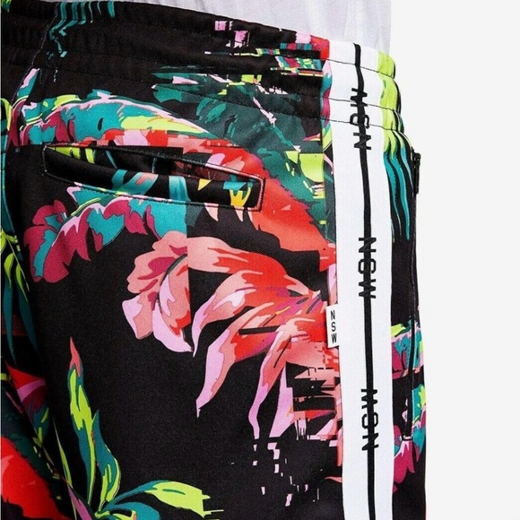 Men’s Nike NSW tropical track pants - Picture 10 of 14